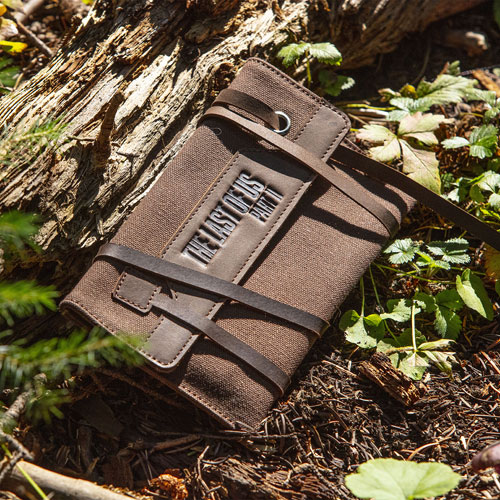 The Last of Us Part II Waxed Cotton Canvas Cord Organizer